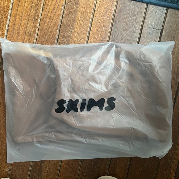 SKIMS Bison Sweat Set (Zip Up Hoodie & Pants) - Size Small - NWT - Picture 5 of 8